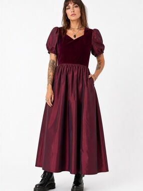 Vintage Burgundy Velvet & Taffeta Dress Size 12 Puff Sleeve Midi USA Made